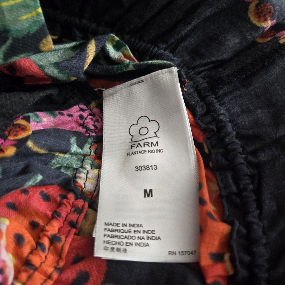 Farm Rio Lady Strawberry Blouse Size Medium - Picture 15 of 16